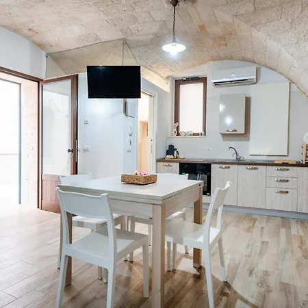 Casa Sardella, In Pieno Centro Storico A 300 Mt Dal Mare Apartment Monopoli