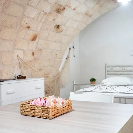 Apartment Casa Sardella, In Pieno Centro Storico A 300 Mt Dal Mare *